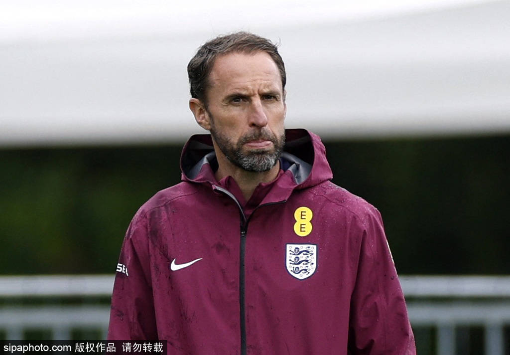 索斯盖特是曼联唯一正解 只有他能治愈这的混乱与迷茫